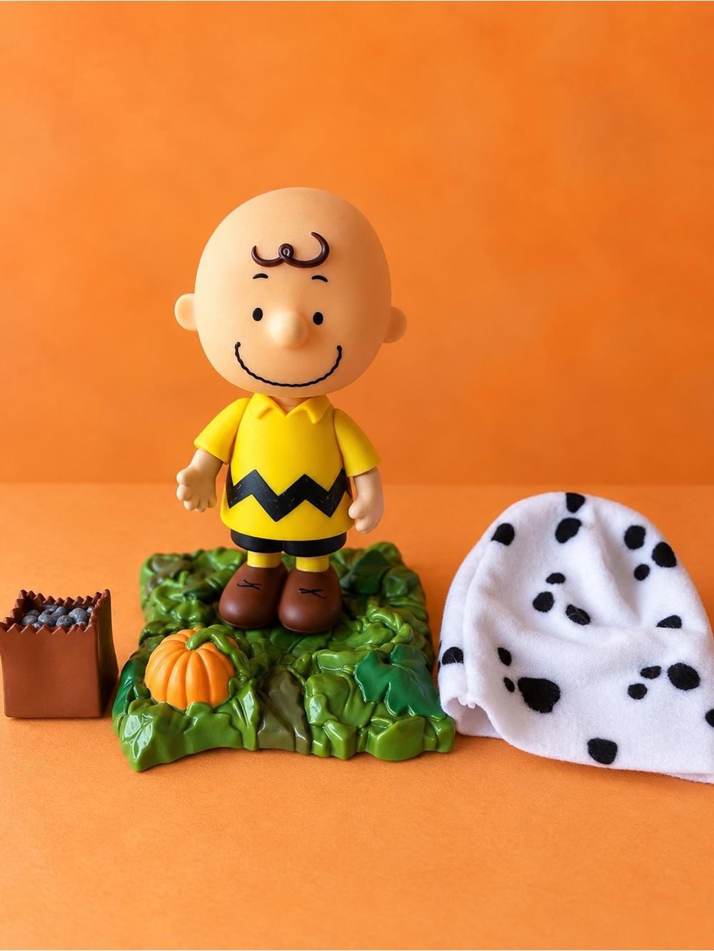 Peanuts Charlie Brown Great Pumpkin Halloween 2002 Memory Lane Figure Set